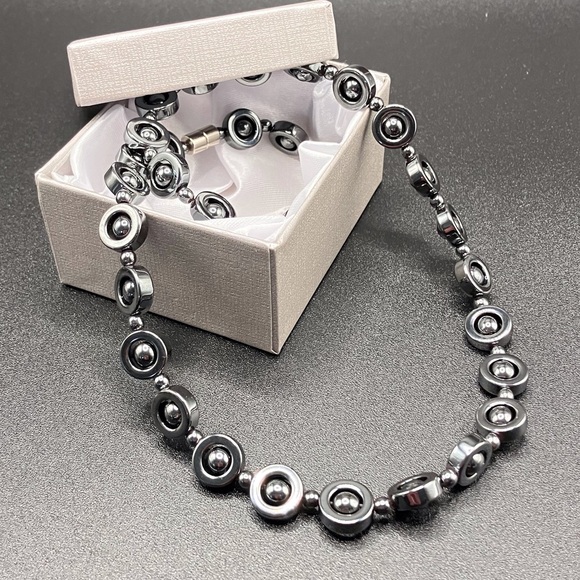 Genuine Hematite Necklaces With Magnetic Clasps, Set of 3 Unisex - Picture 13 of 14